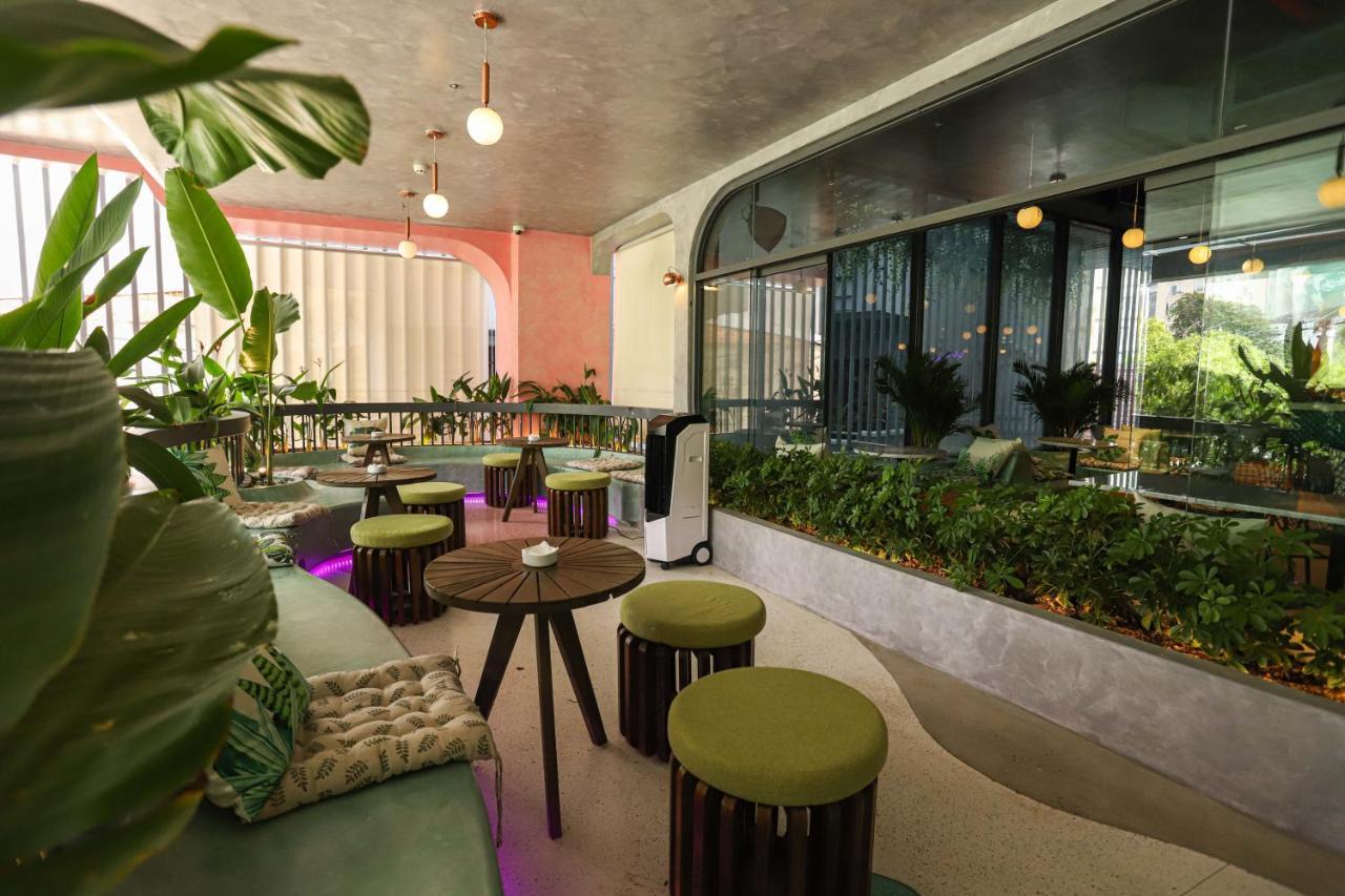 Home Hotel Хошимин Экстерьер фото